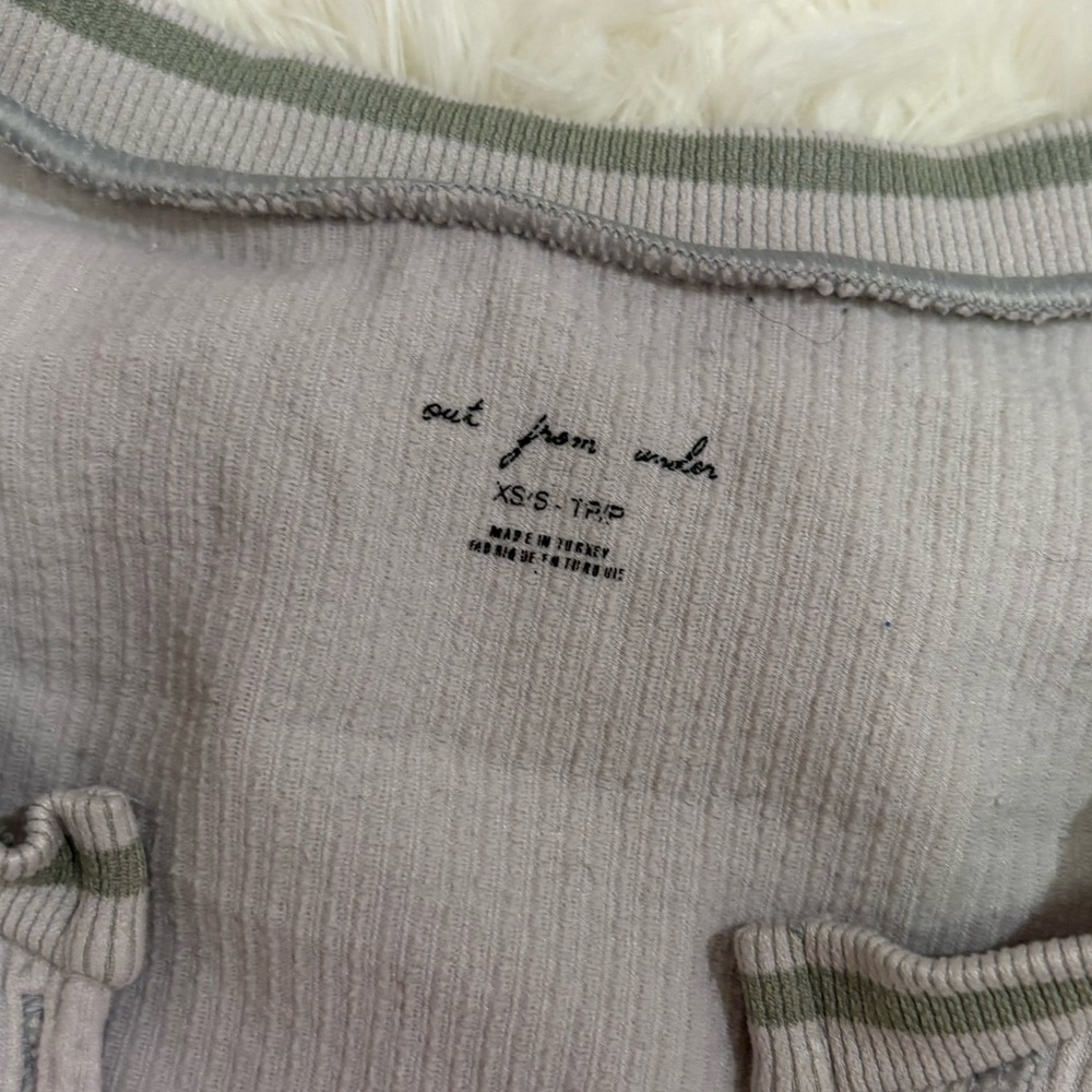 Urban Outfitters Cream Ribbed Top - Picture 3 of 3
